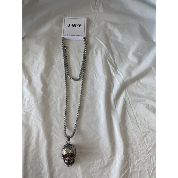 Red Crystal Eye Skull Chain Necklace - Picture 7 of 9